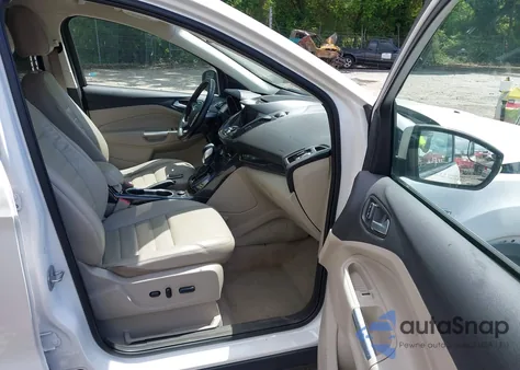 2015 Ford Escape Titanium из США, поврежденный, VIN 1FMCU0JX9FUA98696